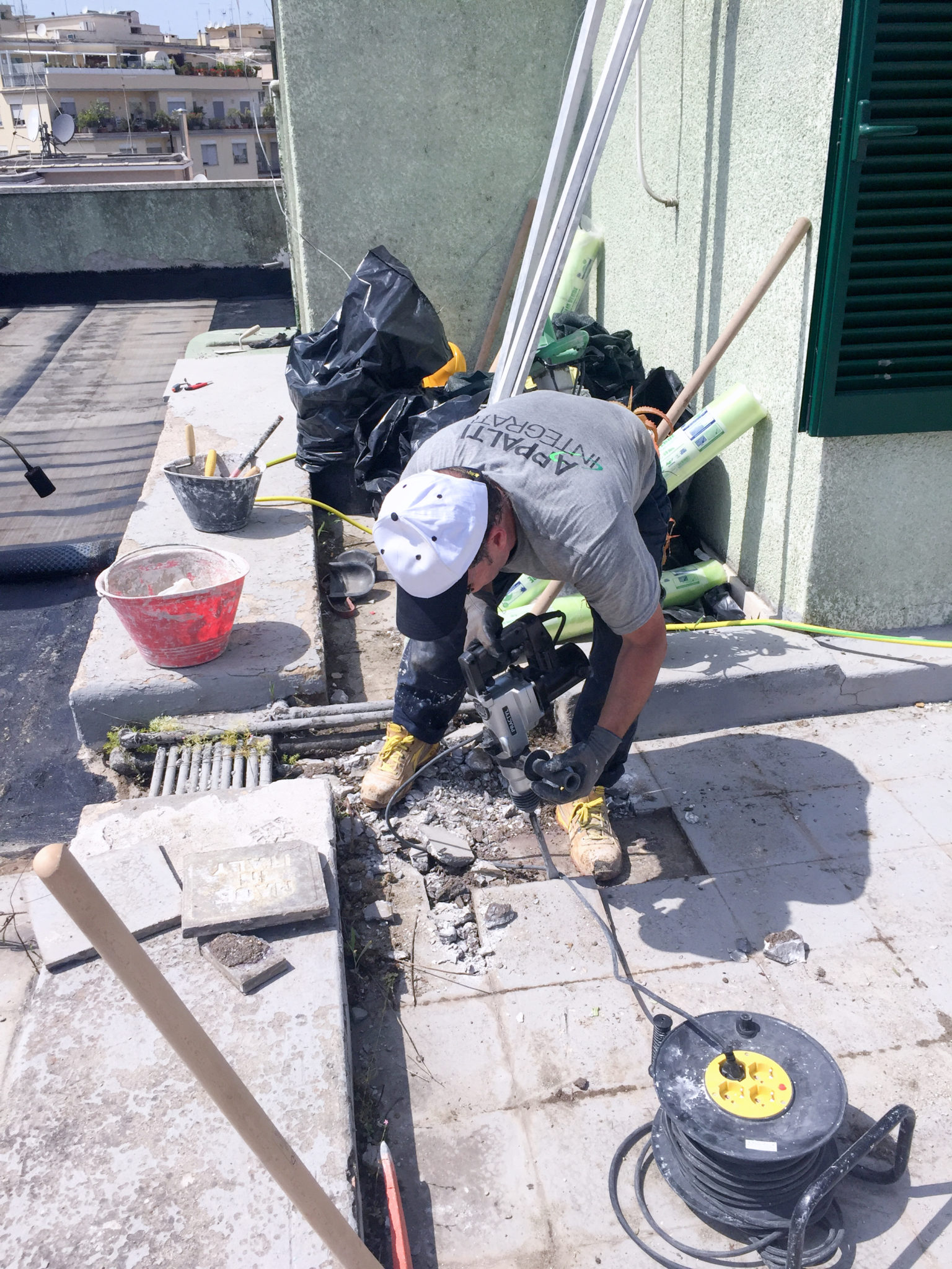 In corso di demolizione Modifica